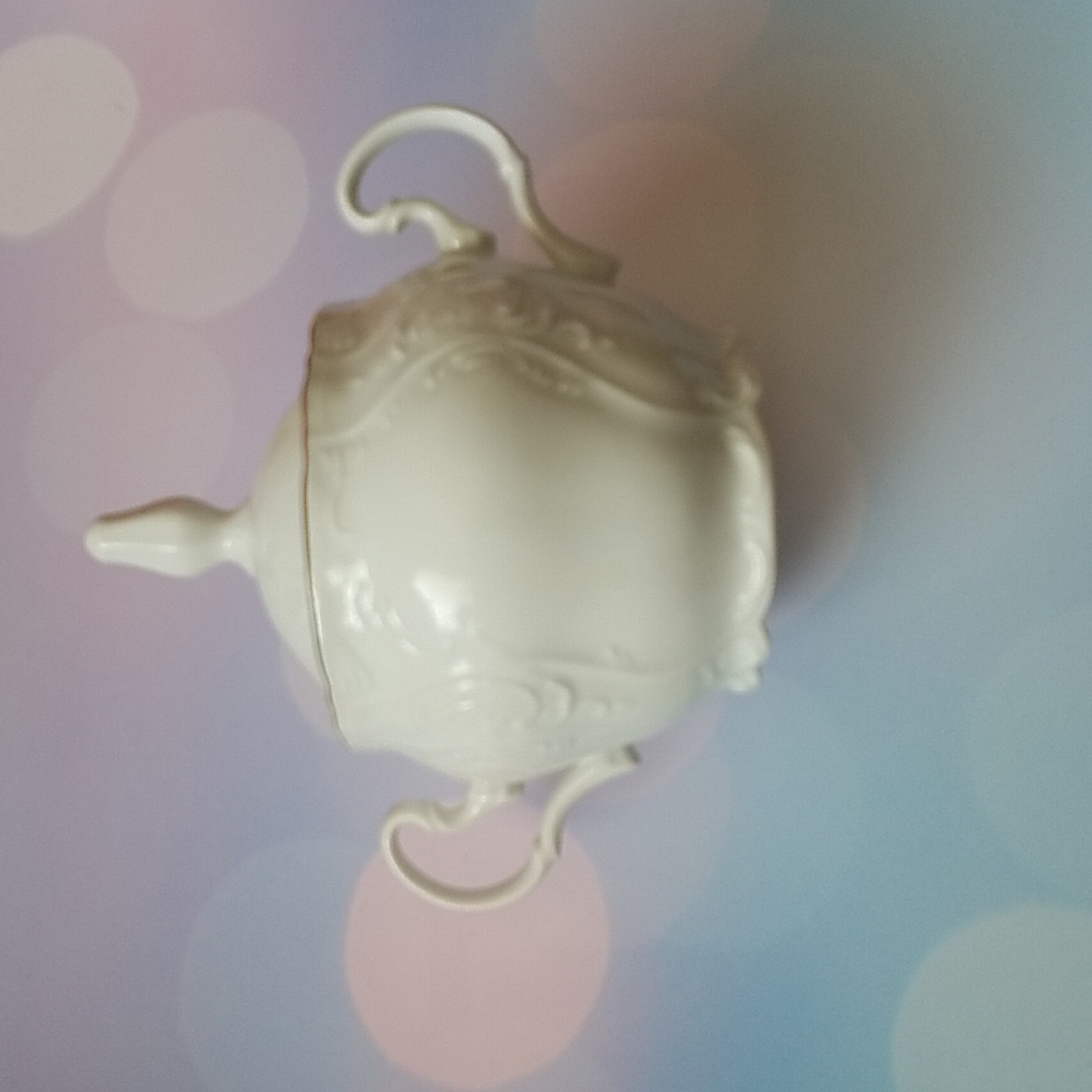 Boscov's collection sugar holder